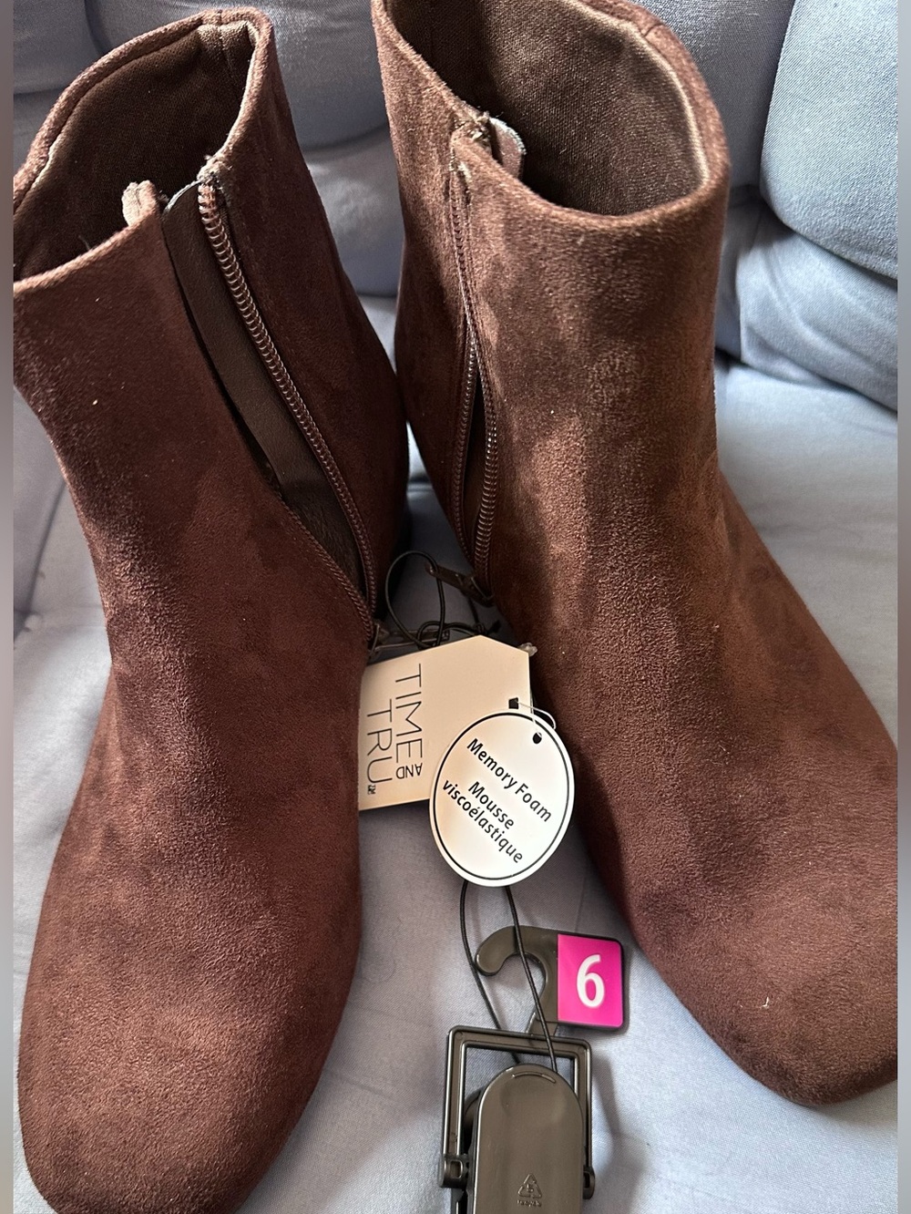 2/$30 Faux Suede Ankle Boots Memory Foam Insole Women’s Size 6 Brand New